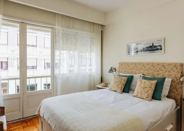 Esm Rental - Palmela\'S Romantic Terrace